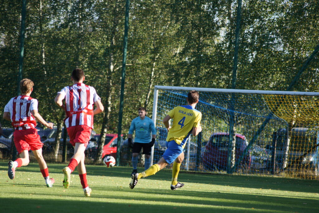 ŁKS Soła Łęki - Intensywny mecz dwóch Sół zakończony wynikiem 5:5