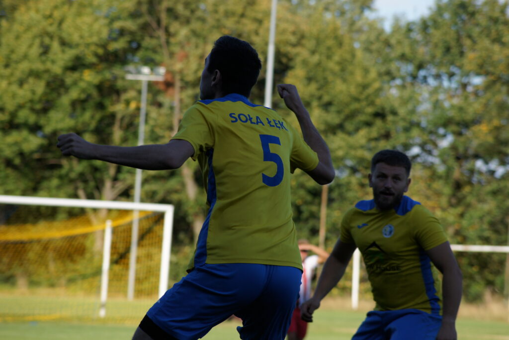 ŁKS Soła Łęki - Intensywny mecz dwóch Sół zakończony wynikiem 5:5