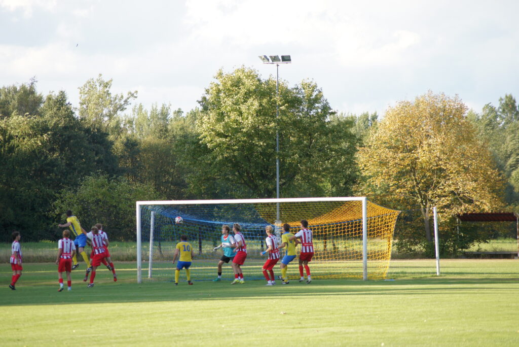 ŁKS Soła Łęki - Intensywny mecz dwóch Sół zakończony wynikiem 5:5
